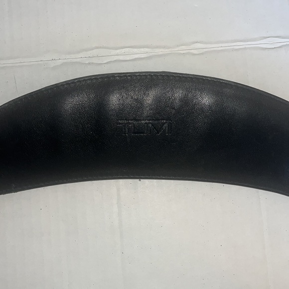 Tumi Alpha Black Genuine Leather Expandable Briefcase 904D3 - Picture 6 of 7